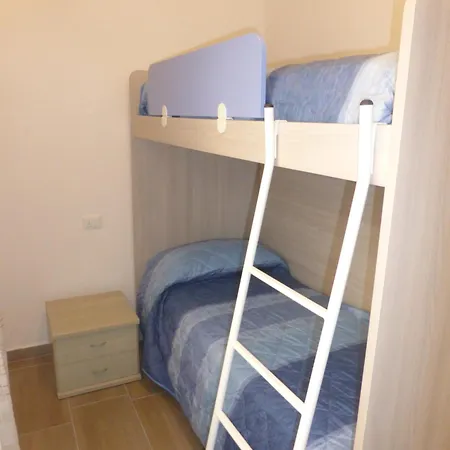Marina 3 2 Bagni Solo Per Famiglie Piazza Nember *