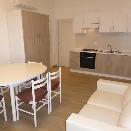 Marina 3 2 Bagni Solo Per Famiglie Piazza Nember Lido di Jesolo