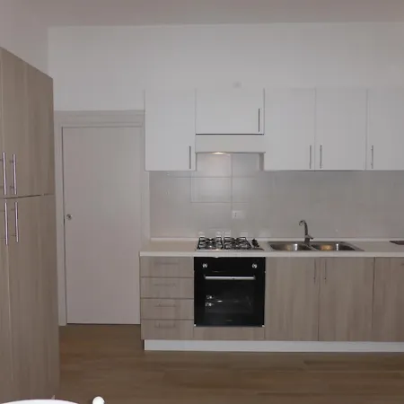 Lägenhet Marina 3 2 Bagni Solo Per Famiglie Piazza Nember *